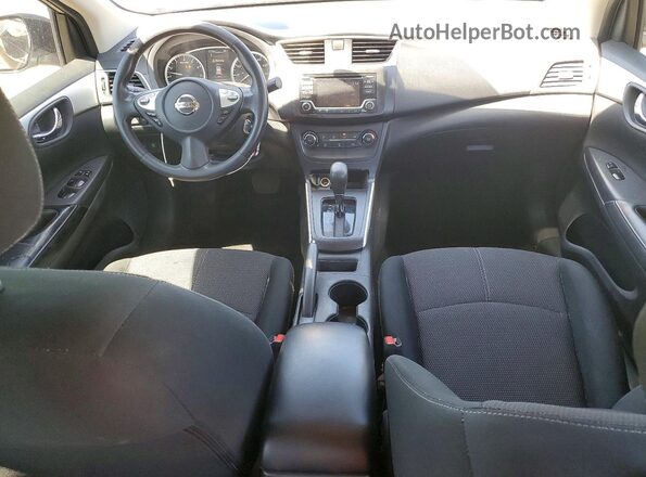 3N1AB7AP8JY332507 2018 NISSAN SENTRA Silver Widok deski rozdzielczej