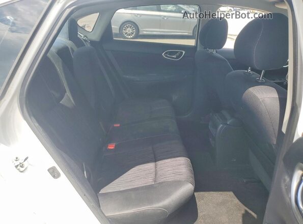 3N1AB7APXHL656842 2017 NISSAN SENTRA White Հետևի նստատեղերի տեսք