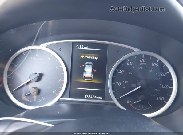 3N1AB7APXHY357774 2017 NISSAN SENTRA Белый Вид задних сидений