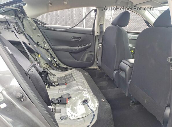 3N1AB8BV8RY373587 2024 NISSAN SENTRA Gray Հետևի նստատեղերի տեսք