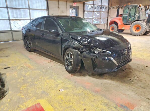 3N1AB8CV4RY230070 2024 NISSAN SENTRA Черный Передняя правая четверть