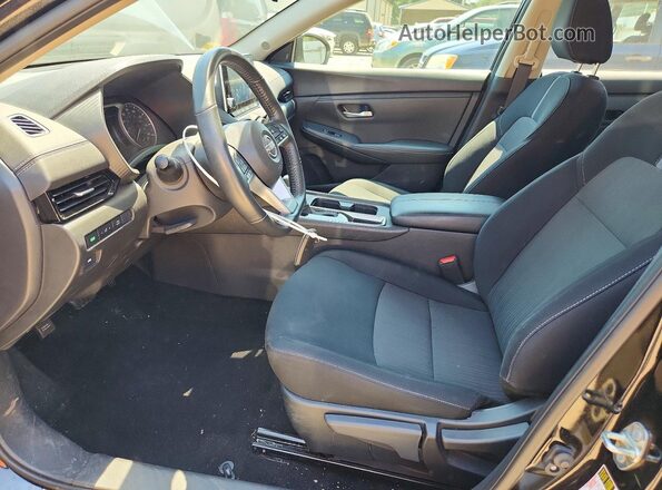 3N1AB8CV4RY231784 2024 NISSAN SENTRA Black Սալոնի դիմացի տեսք