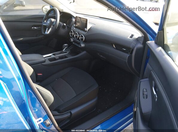 3N1AB8CV5SY235445 2025 NISSAN SENTRA Blue Widok wnętrza z przodu
