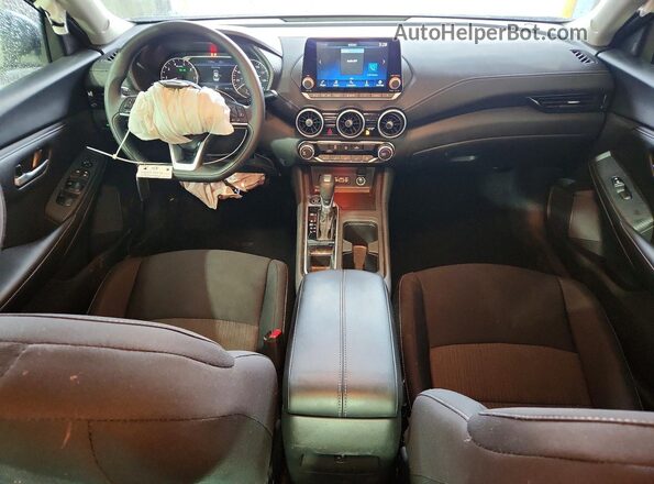 3N1AB8CV7RY309880 2024 NISSAN SENTRA Black წინა პანელის ხედი