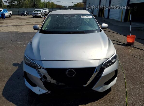 3N1AB8CV8PY318732 2023 NISSAN SENTRA Silver Widok z przodu