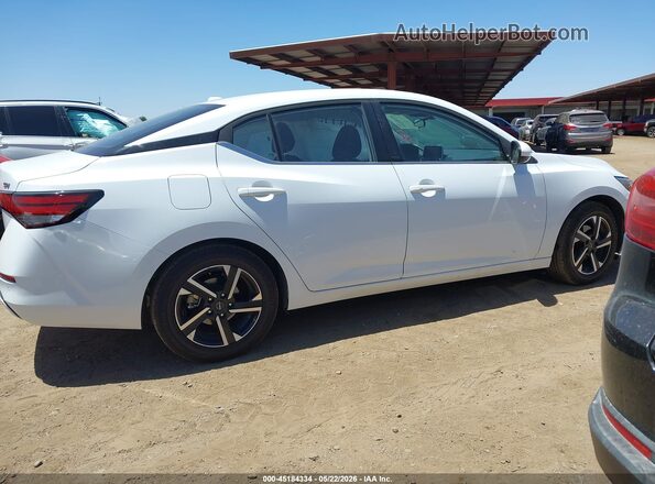 3N1AB8CV8RY380232 2024 NISSAN SENTRA Белый Вид задней части салона