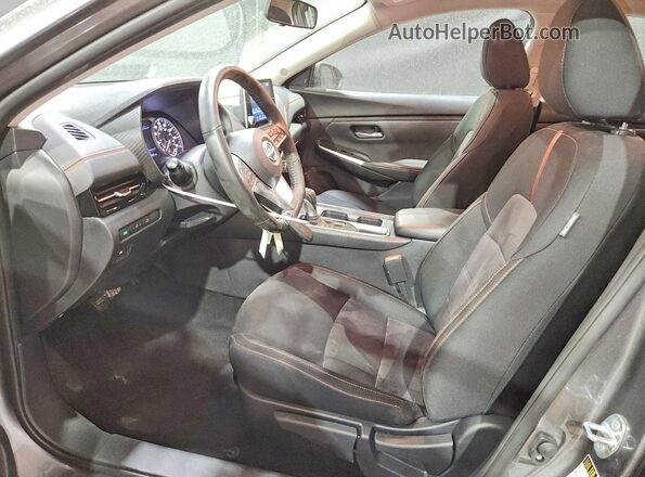 3N1AB8DV7SY317966 2025 NISSAN SENTRA Серый Вид салона спереди