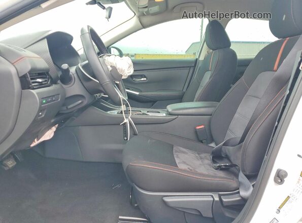3N1AB8DVXRY260611 2024 NISSAN SENTRA White წინა სალონის ხედი