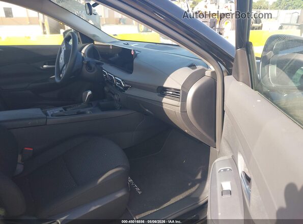 3N1AB9BVXTY212946 2026 NISSAN SENTRA Black Вид салону спереду