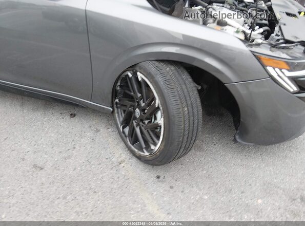 3N1AB9DVXTY231316 2026 NISSAN SENTRA Gray Widok z przodu