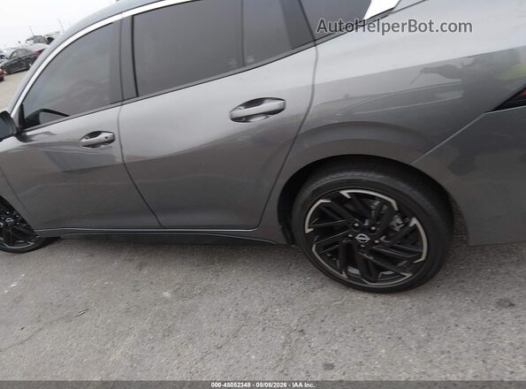 3N1AB9DVXTY231316 2026 NISSAN SENTRA Gray Widok wnętrza 360 stopni