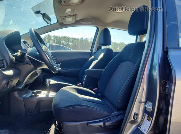 3N1CE2CP1GL396507 2016 NISSAN VERSA Gray Vista interior delantera