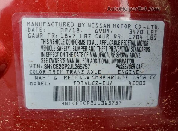 3N1CE2CP2JL365757 2018 NISSAN VERSA Red Widok komory silnika