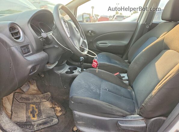 3N1CE2CP4GL364957 2016 NISSAN VERSA Белый Вид салона спереди