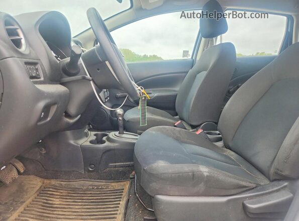 3N1CE2CP4KL360495 2019 NISSAN VERSA White Widok wnętrza z przodu