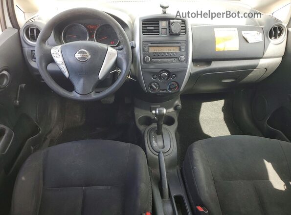 3N1CE2CP5JL362271 2018 NISSAN VERSA White Dashboard view