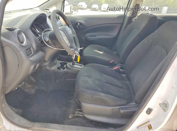 3N1CE2CP5JL362271 2018 NISSAN VERSA White Front interior view