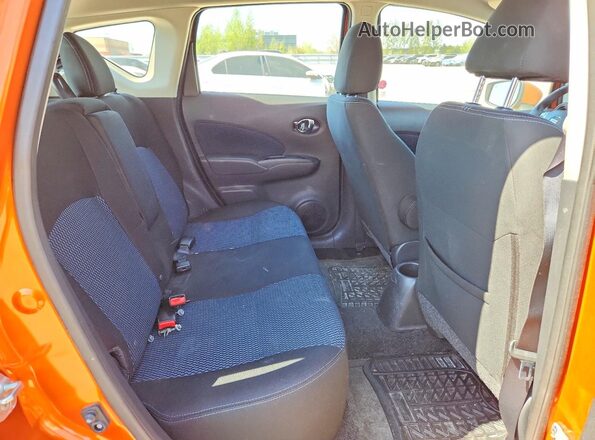 3N1CE2CP5JL371231 2018 NISSAN VERSA Orange Widok tylnych siedzeń
