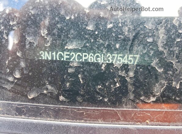 3N1CE2CP6GL375457 2016 NISSAN VERSA Серебряный Вид подкапотного пространства