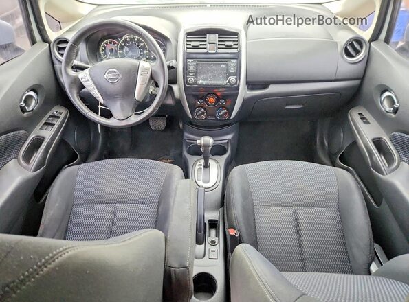 3N1CE2CP6GL404293 2016 NISSAN VERSA Серебряный Вид панели приборов