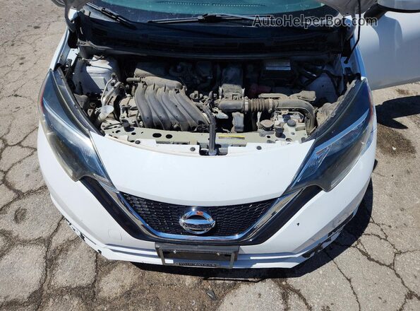 3N1CE2CP7JL353927 2018 NISSAN VERSA Белый Вид подкапотного пространства