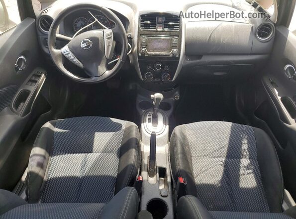 3N1CE2CP7JL361705 2018 NISSAN VERSA Black Dashboard view
