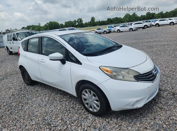 3N1CE2CP8GL367490 2016 NISSAN VERSA Белый Передняя правая четверть