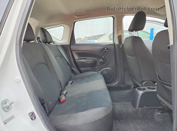 3N1CE2CP8GL400276 2016 NISSAN VERSA Белый Вид задних сидений