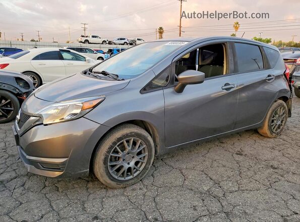 3N1CE2CP8JL368100 2018 NISSAN VERSA Серый Передняя левая четверть
