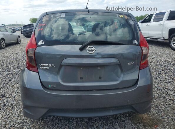 3N1CE2CPXJL352576 2018 NISSAN VERSA Серый Вид сзади
