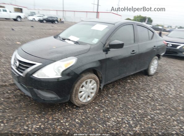 3N1CN7AP1GL894643 2016 NISSAN VERSA Черный Передняя левая четверть