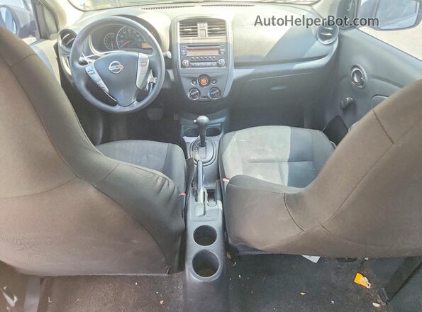 3N1CN7AP3GL836677 2016 NISSAN VERSA Серый Вид панели приборов