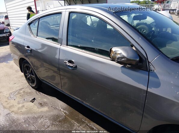 3N1CN7AP3KL813232 2019 NISSAN VERSA Серый Вид спереди
