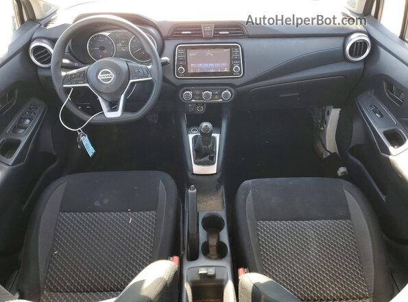 3N1CN8BV7LL904931 2020 NISSAN VERSA Белый Вид панели приборов