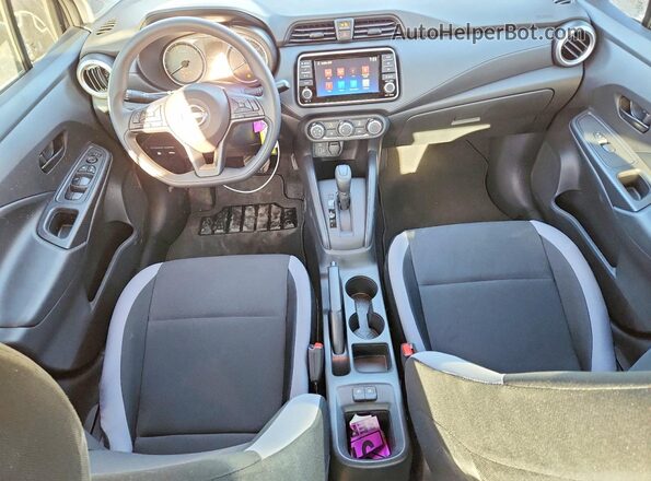 3N1CN8DV7SL881002 2025 NISSAN VERSA Черный Вид панели приборов