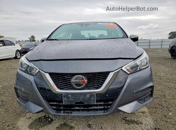 3N1CN8EV2LL809902 2020 NISSAN VERSA Серый Вид спереди