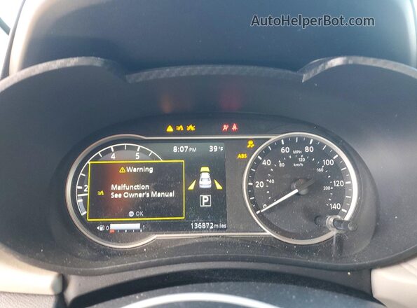 3N1CN8EV3ML889096 2021 NISSAN VERSA Silver Widok zestawu wskaźników