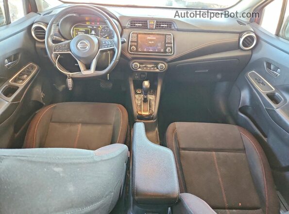 3N1CN8FV1LL800834 2020 NISSAN VERSA Оранжевый Вид панели приборов