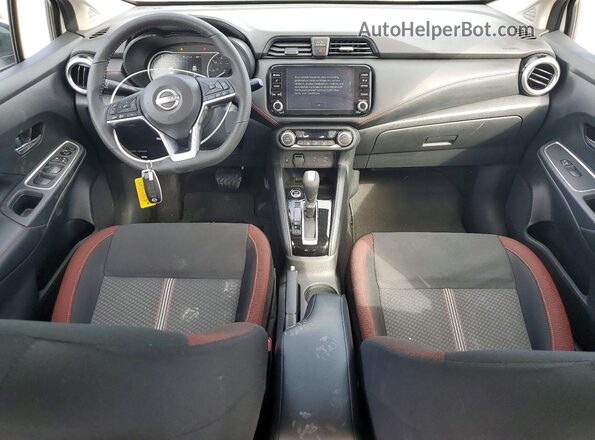 3N1CN8FV3SL878577 2025 NISSAN VERSA White Vista del salpicadero