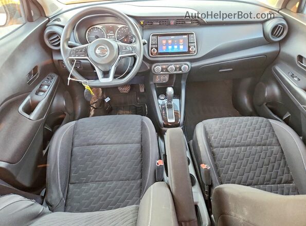 3N1CP5BV0ML549658 2021 NISSAN KICKS Two Tone Вид панелі приладів