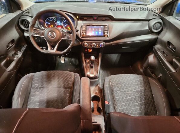 3N1CP5BV0ML555587 2021 NISSAN KICKS Blue Вид панелі приладів