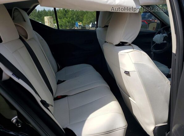 3N1CP5BV3RL487048 2024 NISSAN KICKS Black Widok tylnych siedzeń