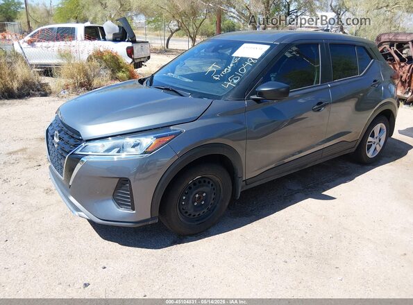3N1CP5BV5RL564406 2024 NISSAN KICKS Серый Передняя левая четверть