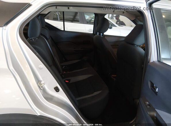 3N1CP5BV8LL543427 2020 NISSAN KICKS Silver Вид наклейки з VIN-кодом