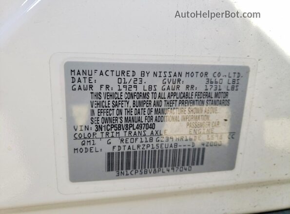 3N1CP5BV8PL497040 2023 NISSAN KICKS Белый Вид наклейки с VIN-кодом