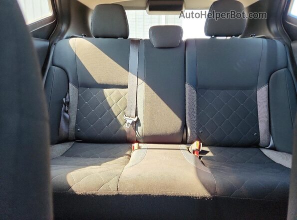 3N1CP5BV9LL562701 2020 NISSAN KICKS Silver უკანა სავარძლების ხედი