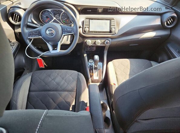 3N1CP5BV9LL562701 2020 NISSAN KICKS Silver წინა პანელის ხედი