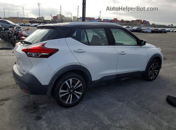 3N1CP5CU0JL528701 2018 NISSAN KICKS Белый Задняя правая четверть