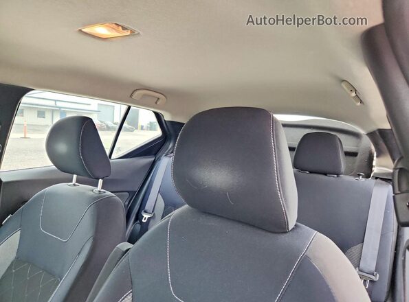 3N1CP5CU0KL477587 2019 NISSAN KICKS Gray Rear seats view