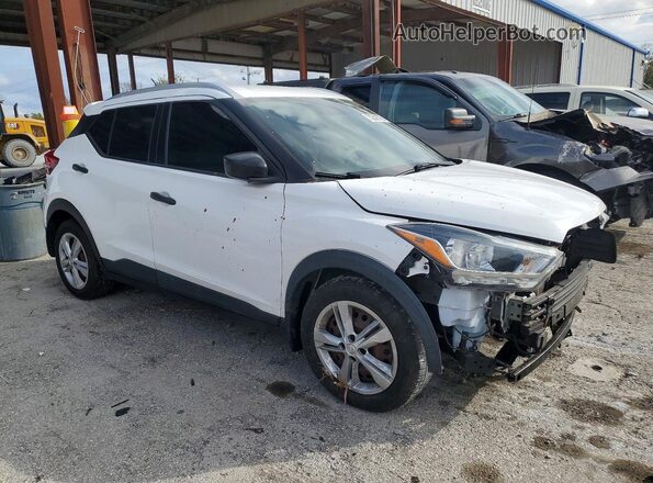 3N1CP5CU0KL566236 2019 NISSAN KICKS Белый Передняя правая четверть
